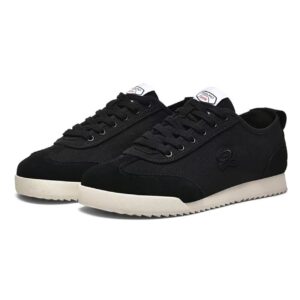 Retro Everyday Sneakers — Black