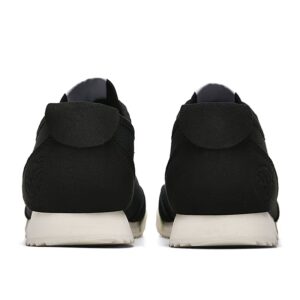 Retro Everyday Sneakers — Black