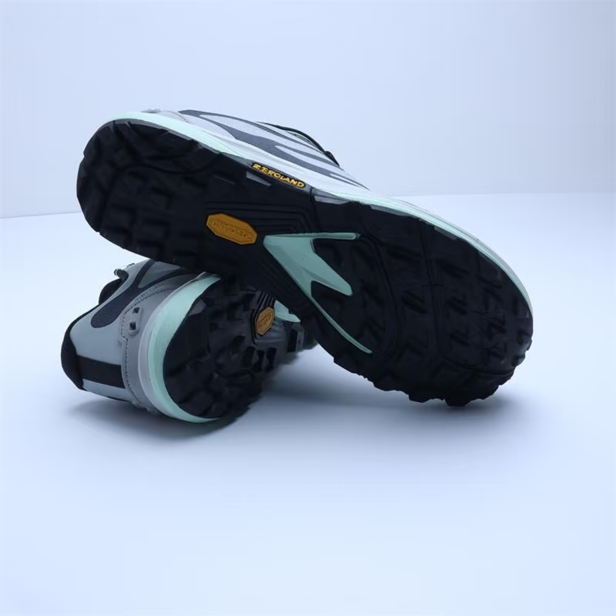 Wide-Toe Trail Running Shoes — Light Blue