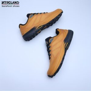 Wide-Toe Trail Running Shoes — Mango