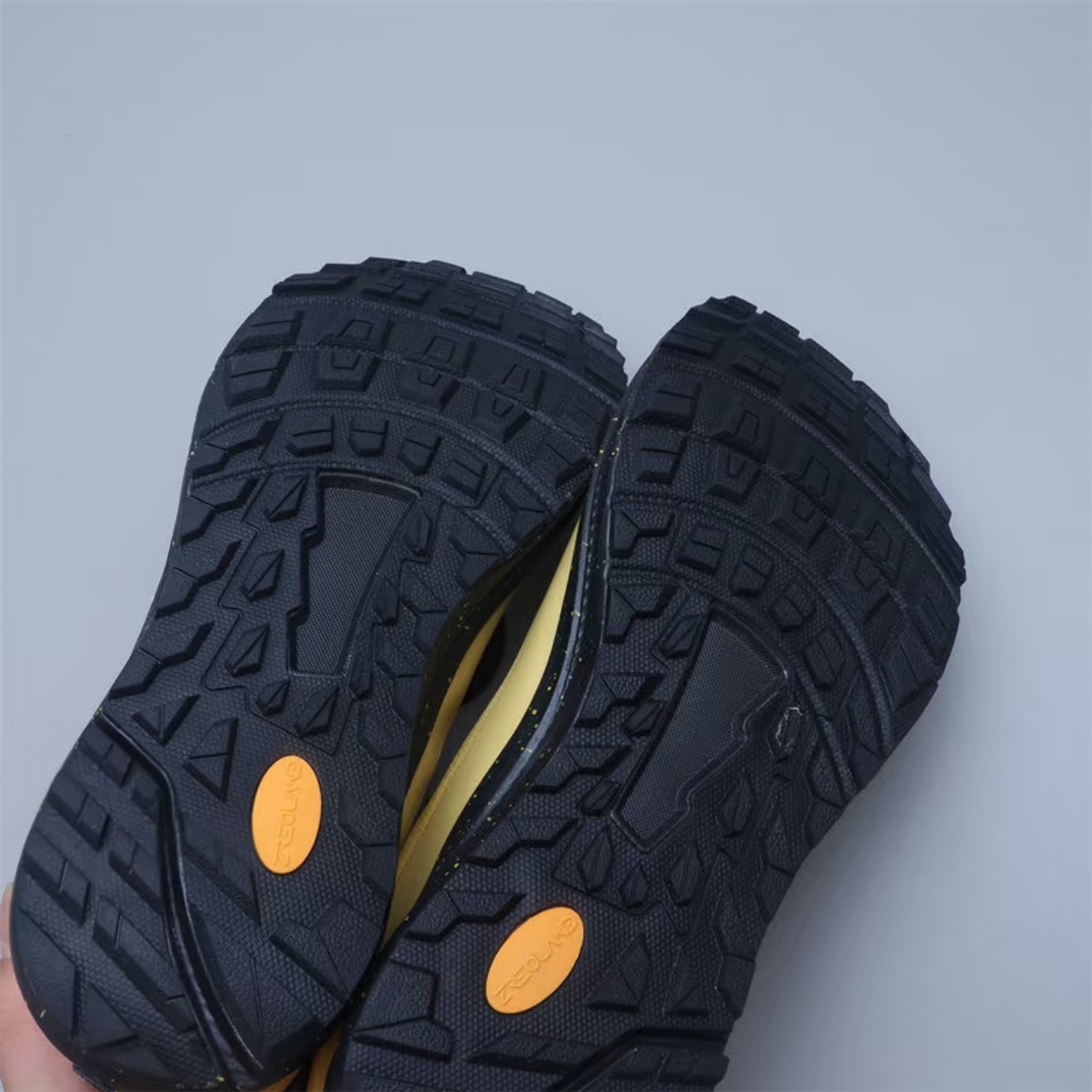 Wide-Toe Trail Running Shoes — Khaki