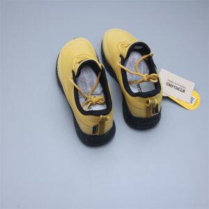 Wide-Toe Trail Running Shoes — Yellow