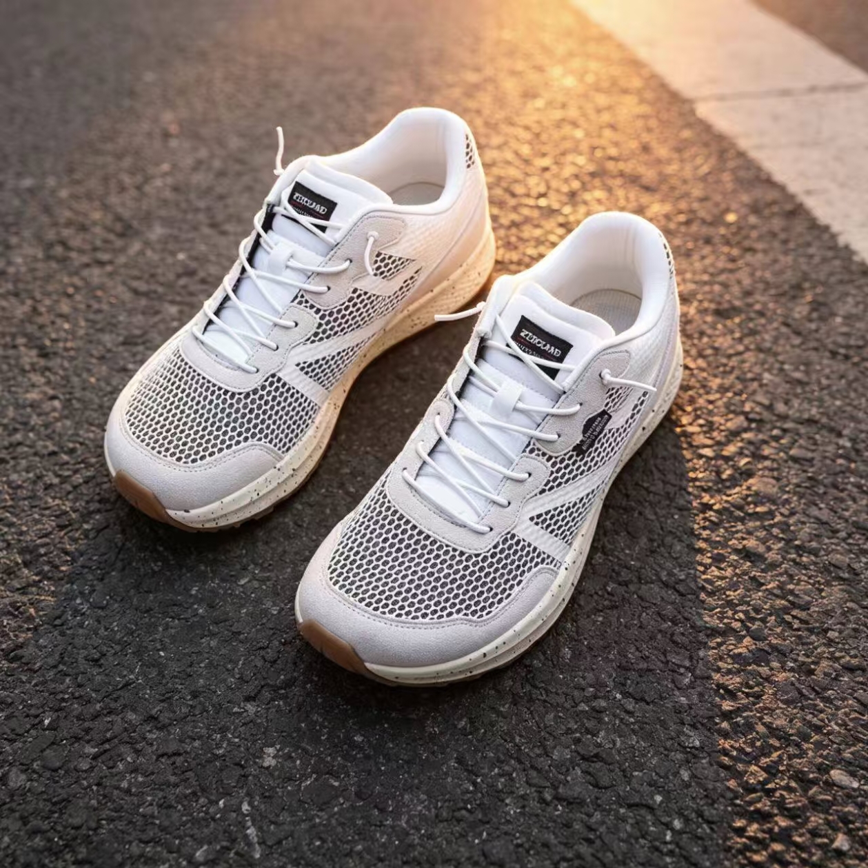 Cushioned Mesh Running Shoes — White