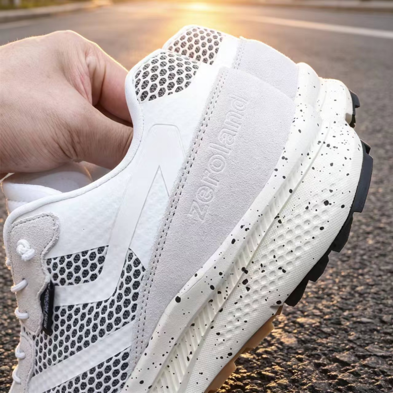 Cushioned Mesh Running Shoes — White