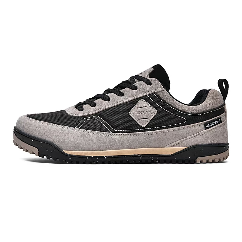 Low-Cut Hiking Shoes — Black